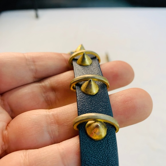 COPY - Set of 2 faux leather with gold studs snap on bracelets *add on f… - Picture 8 of 13